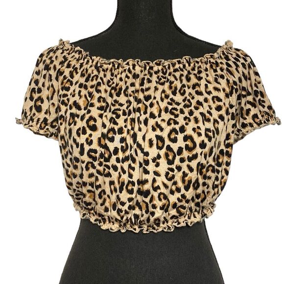 DIVIDED Leopard Animal Print Gathered Crop Top - Picture 1 of 6